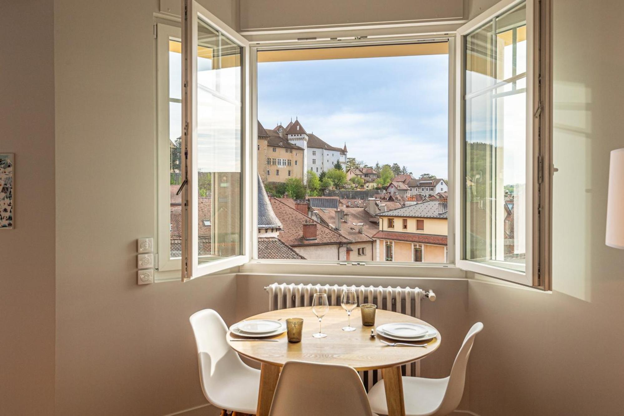 Panoramic - Superb Flat In The Heart Of The Old Town 5 Stars